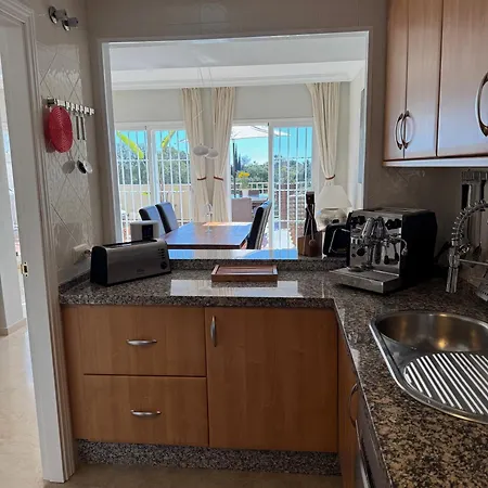 Piso-lechuza Elviria 2 Bedrooms 4 Guests Penthouse-maisonette In Elviria-marbella- Urb Jardines De Santa Maria Golf Appartement Marbella