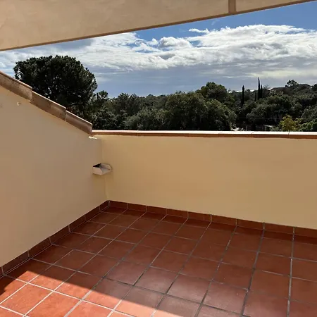 Piso-lechuza Elviria 2 Bedroom Penthouse-maisonette In Elviria-marbella- Urb Jardines De Santa Maria Golf Marbella