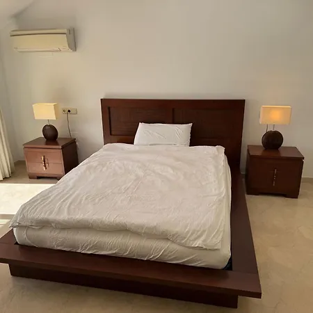 Piso-lechuza Elviria 2 Bedroom Penthouse-maisonette In Elviria-marbella- Urb Jardines De Santa Maria Golf *