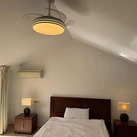 Piso-lechuza Elviria 2 Bedrooms 4 Guests Penthouse-maisonette In Elviria-marbella- Urb Jardines De Santa Maria Golf * Marbella