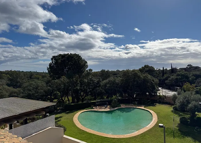 Piso-lechuza Elviria 2 Bedrooms 4 Guests Penthouse-maisonette In Elviria-marbella- Urb Jardines De Santa Maria Golf *