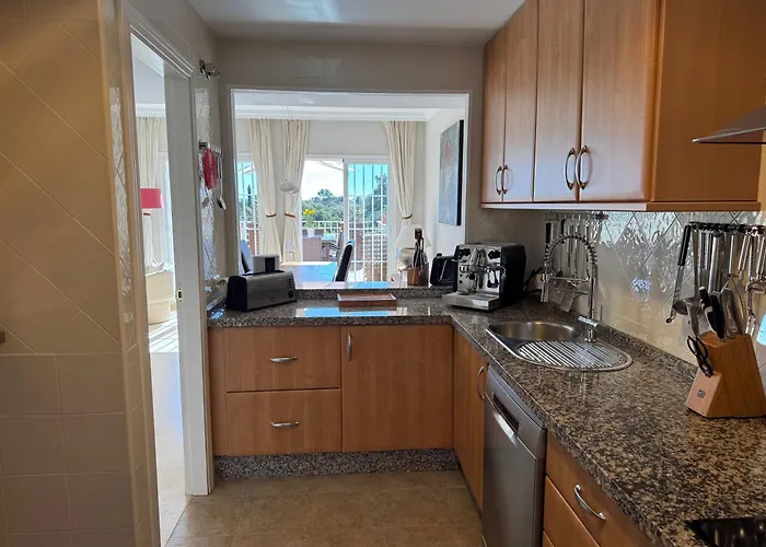 Piso-lechuza Elviria 2 Bedrooms 4 Guests Penthouse-maisonette In Elviria-marbella- Urb Jardines De Santa Maria Golf Apartament *