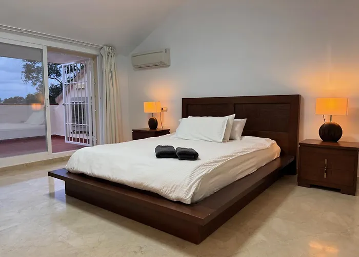 Piso-lechuza Elviria 2 Bedrooms 4 Guests Penthouse-maisonette In Elviria-marbella- Urb Jardines De Santa Maria Golf * Marbellac