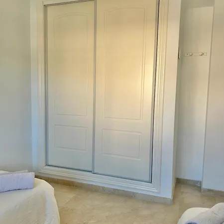 Piso-lechuza Elviria 2 Bedrooms 4 Guests Penthouse-maisonette In Elviria-marbella- Urb Jardines De Santa Maria Golf Apartament *