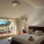 Piso-lechuza Elviria 2 Bedrooms 4 Guests Penthouse-maisonette In Elviria-marbella- Urb Jardines De Santa Maria Golf