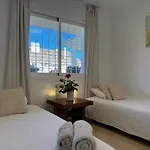 Piso-lechuza Elviria 2 Bedrooms 4 Guests Penthouse-maisonette In Elviria-marbella- Urb Jardines De Santa Maria Golf Appartement